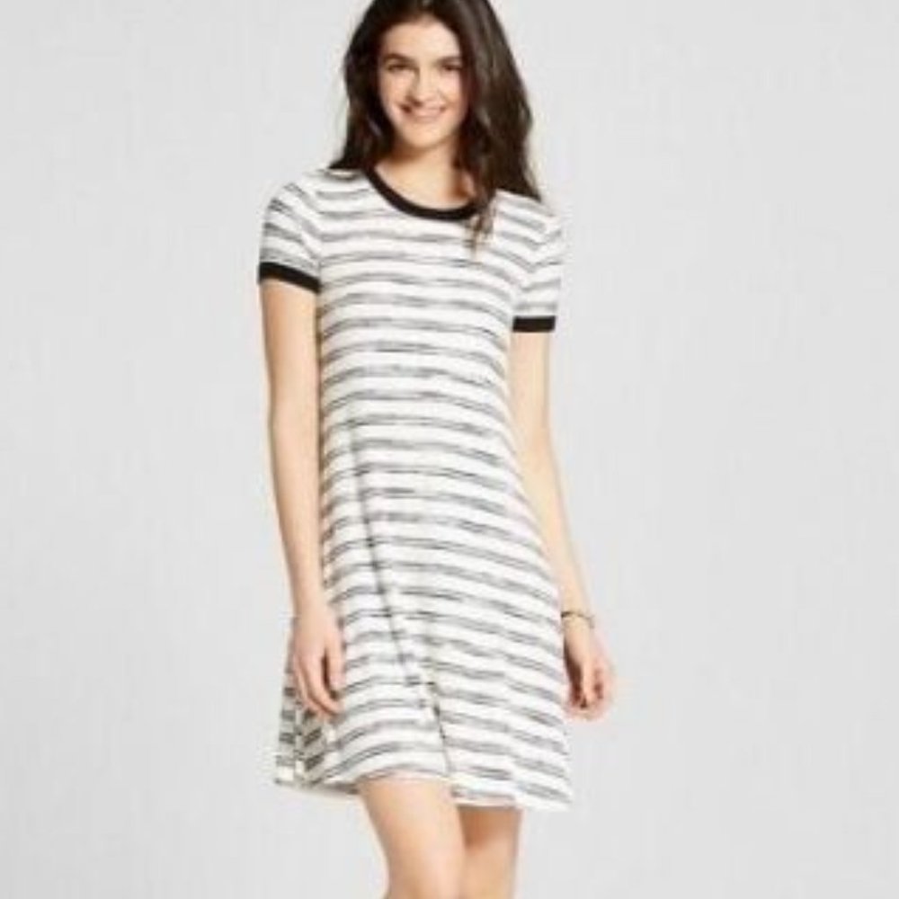 Mossimo Black and White T-Shirt Dress